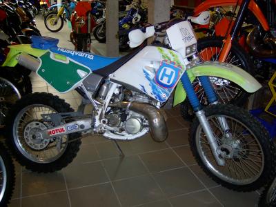 MOTO HUSQVARNA WR